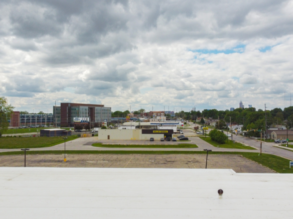 Owner-User or Redevelopment Commercial Opportunity in Indy