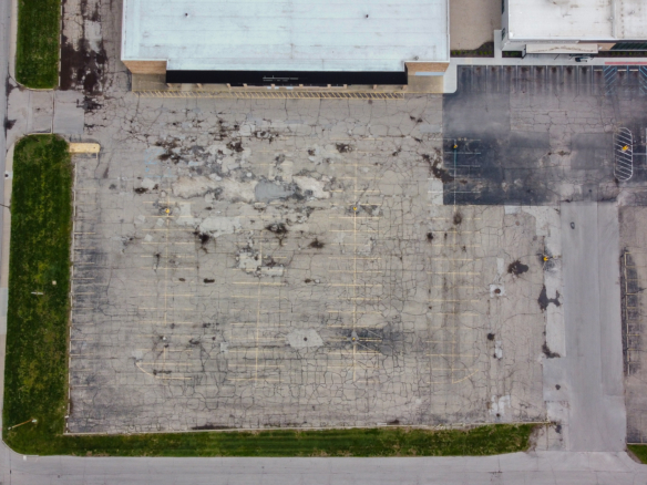Owner-User or Redevelopment Commercial Opportunity in Indy