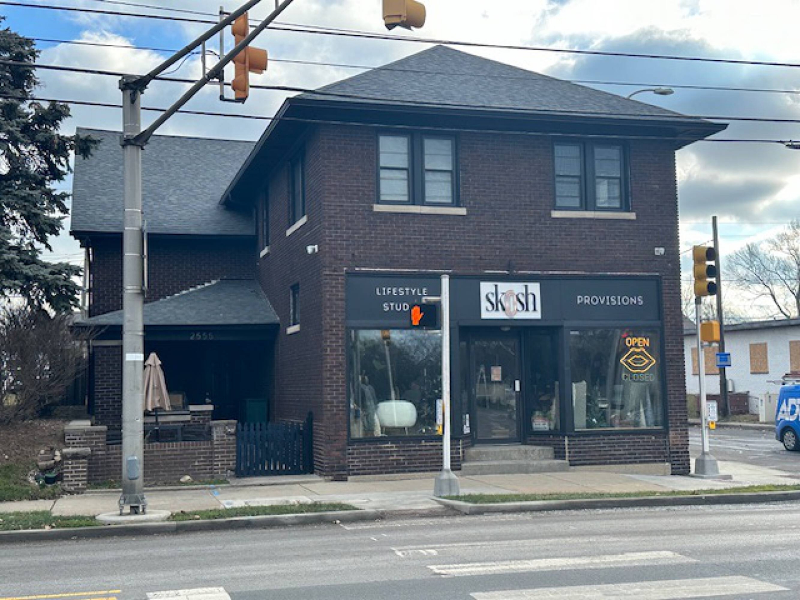 Newly renovated mixed-use building adjoining Garfield Park