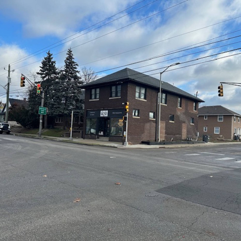 Newly renovated mixed-use building adjoining Garfield Park